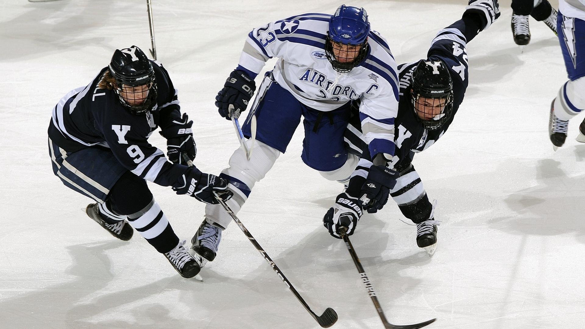 “尼古拉斯·桑特基的领袖风范，带领美洲狮队在世界赛场上再创佳绩”